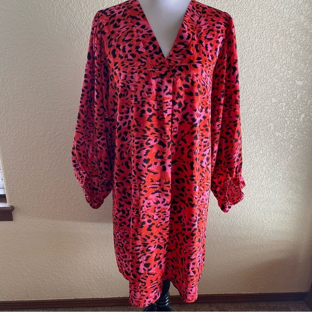 JODIFL Red Pink Leopard Print Long Sleeve Shift Dress - Picture 2 of 12